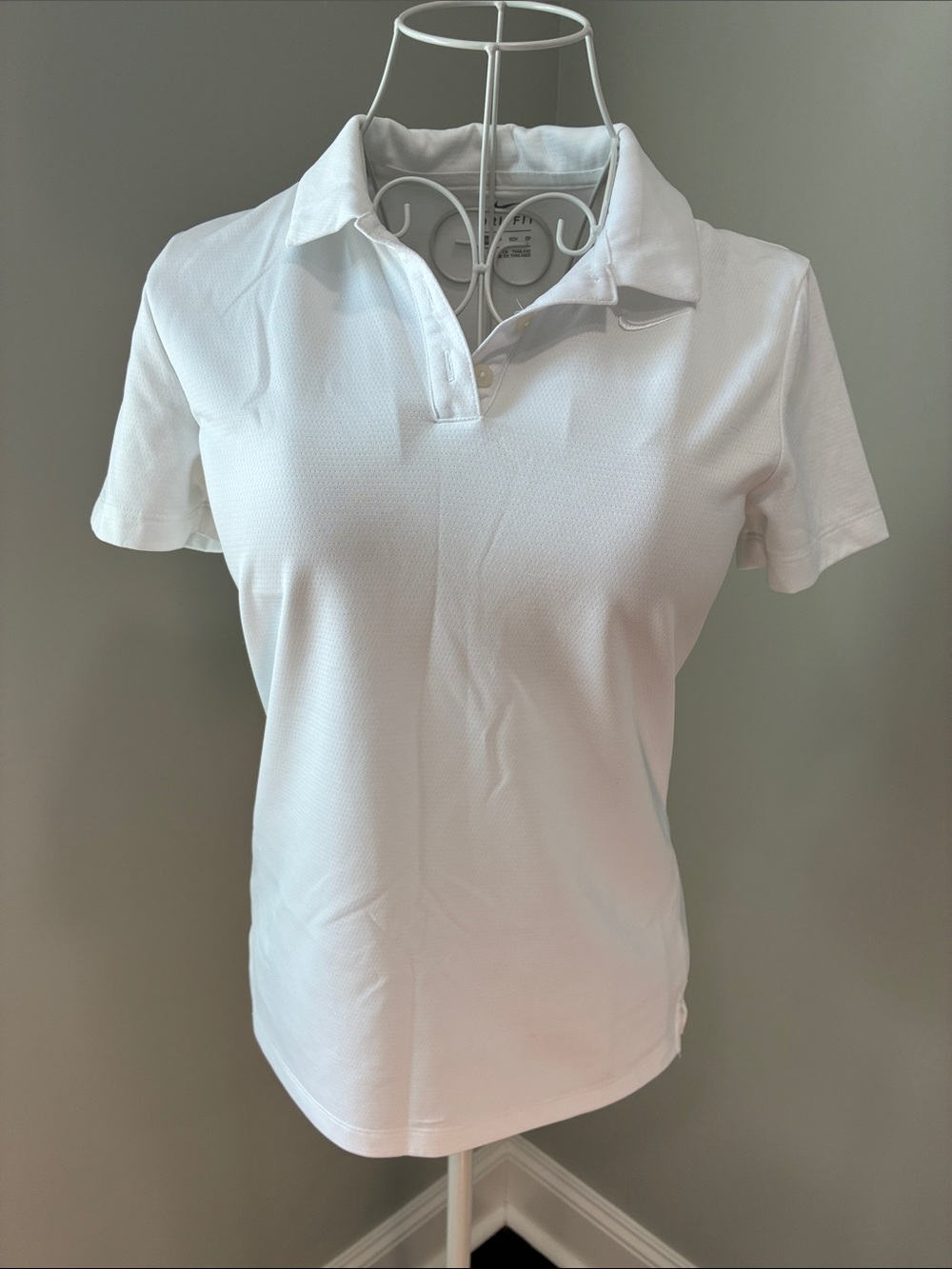 Nike White Women's Polo Jersey - Short Sleeve Athletic Top